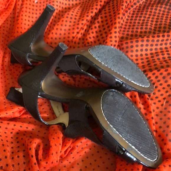 3’ heeled shoes - Picture 3 of 3